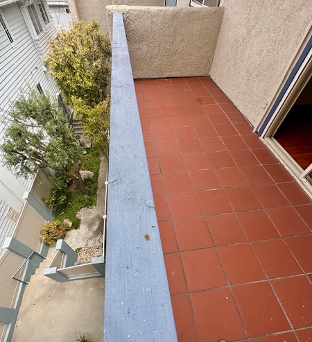 Large balcony off living room overlloking beautiful Garden Large balcony off living room overlloking beautiful Garden