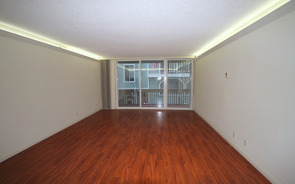 Huge living room upening to extra large balcony Huge living room upening to extra large balcony