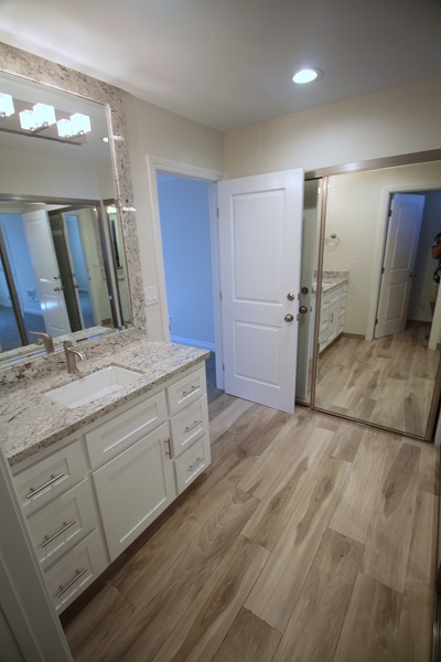 Beautifully Equipped Full Bathrooms