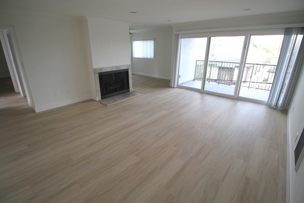 Huge Living room with  fireplace and access to large balcony