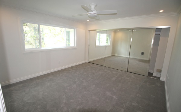 Huge Bedroom with High end mirrored Closets